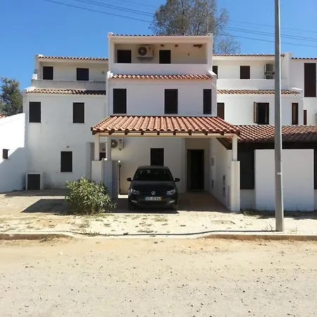 Tatil Evi Casa De Ferias In Retur, Praia Do Cabeco, Algarve Castro Marim